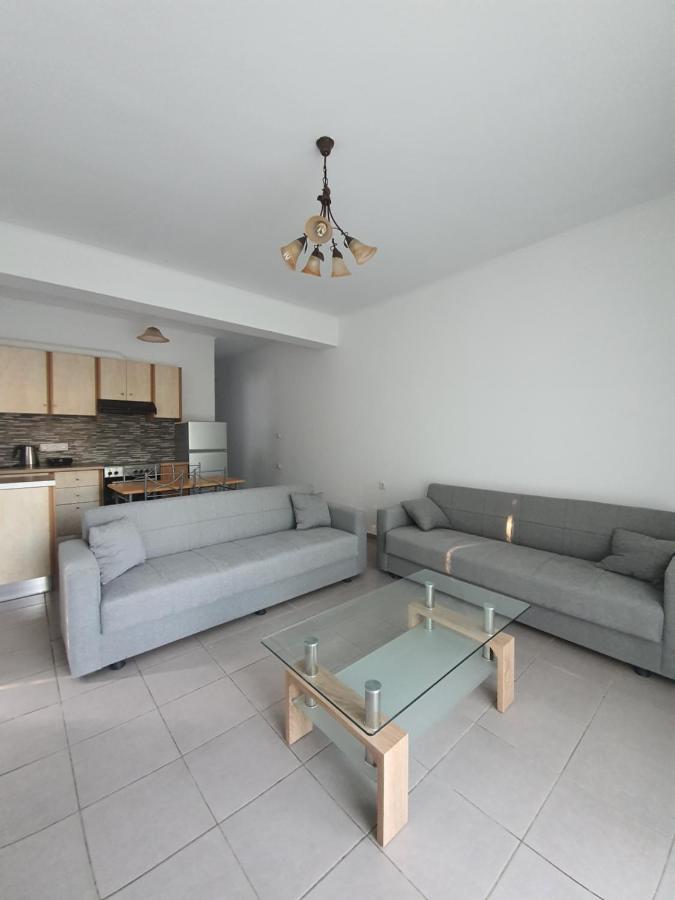 Eleana'S Apartments جوفيا المظهر الخارجي الصورة