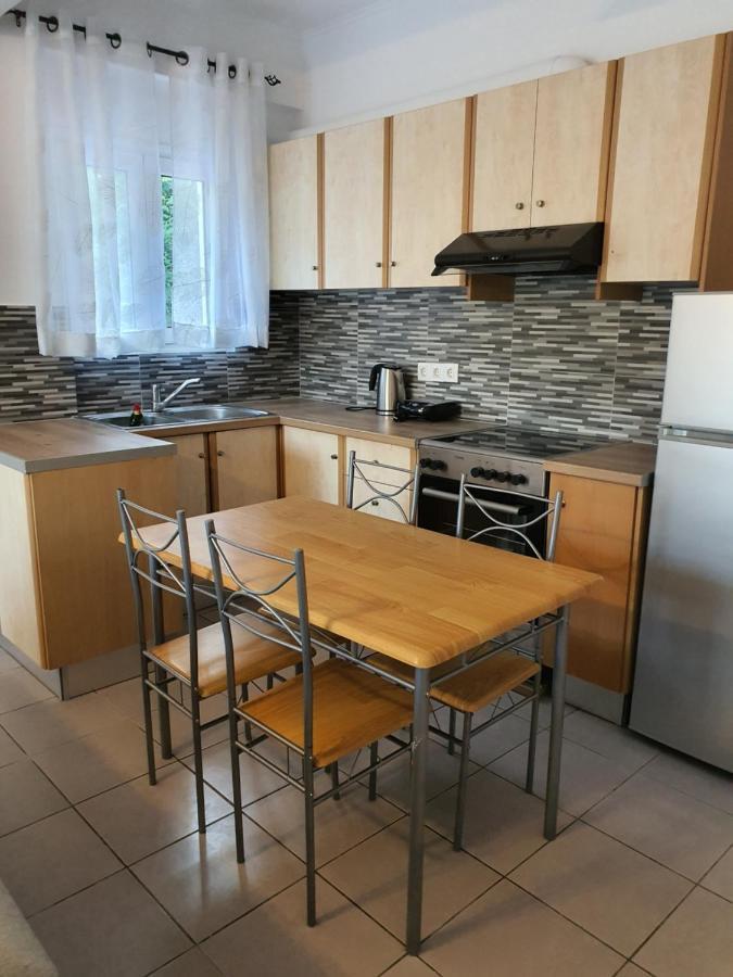 Eleana'S Apartments جوفيا المظهر الخارجي الصورة