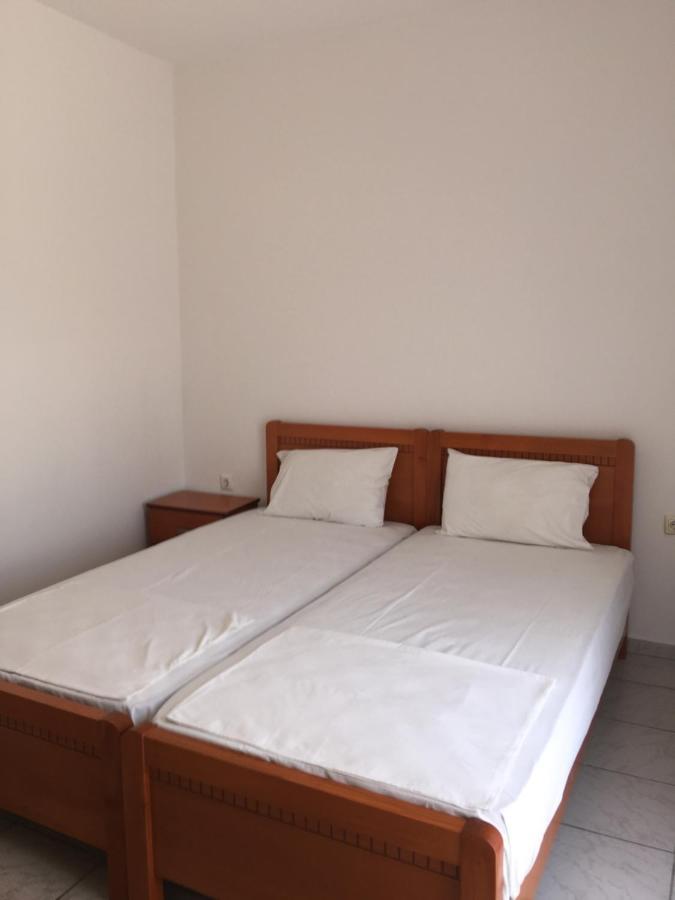 Eleana'S Apartments جوفيا المظهر الخارجي الصورة