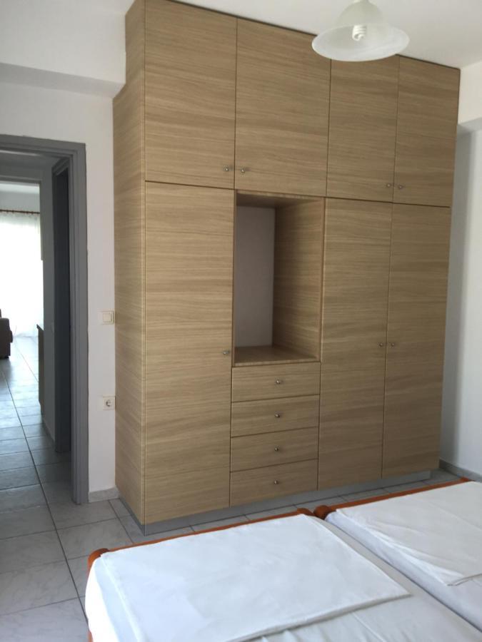 Eleana'S Apartments جوفيا المظهر الخارجي الصورة