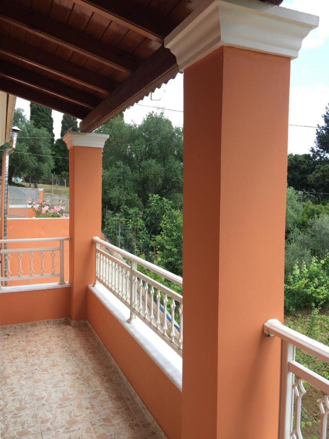 Eleana'S Apartments جوفيا المظهر الخارجي الصورة