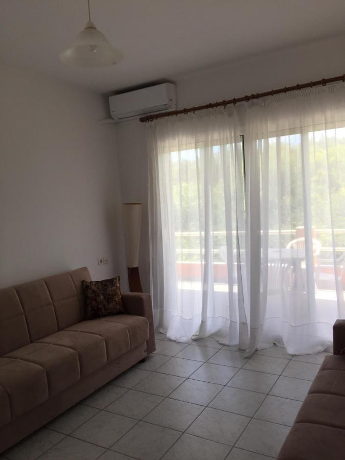 Eleana'S Apartments جوفيا المظهر الخارجي الصورة