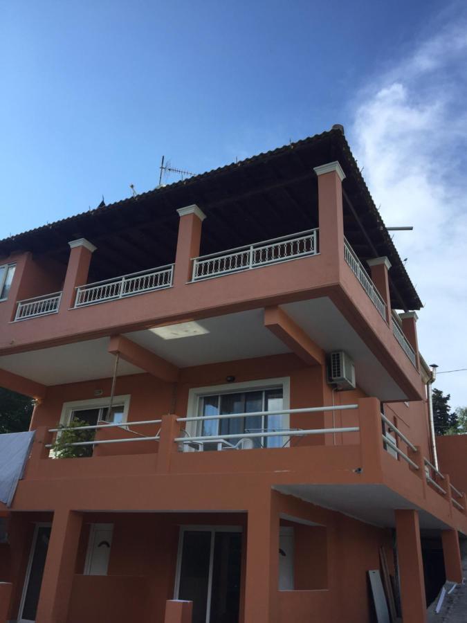 Eleana'S Apartments جوفيا المظهر الخارجي الصورة