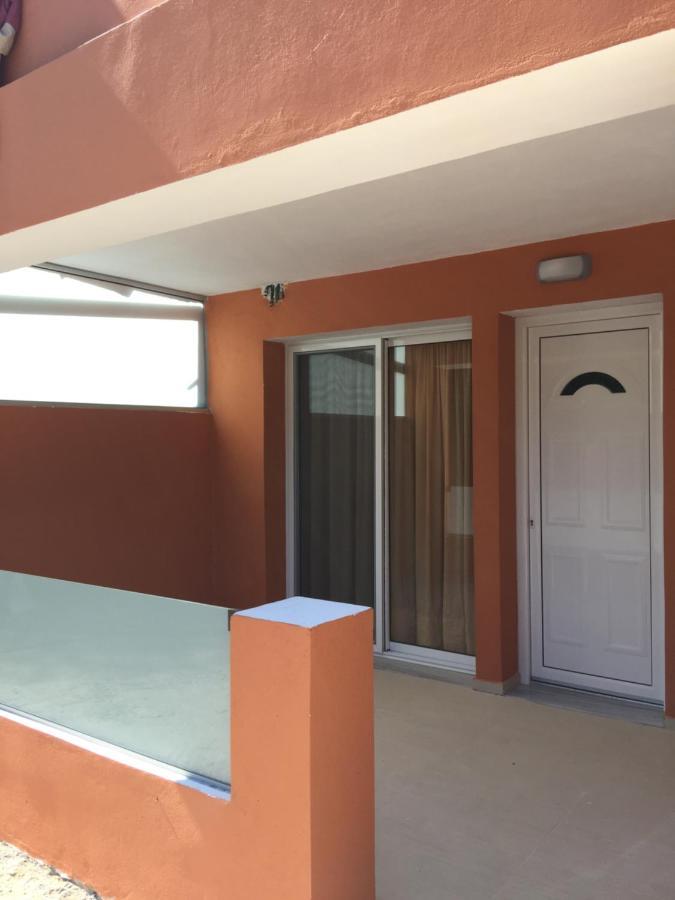 Eleana'S Apartments جوفيا المظهر الخارجي الصورة