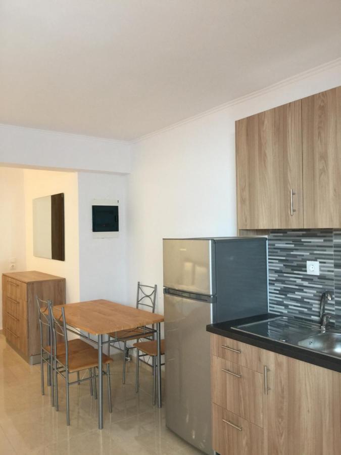 Eleana'S Apartments جوفيا المظهر الخارجي الصورة