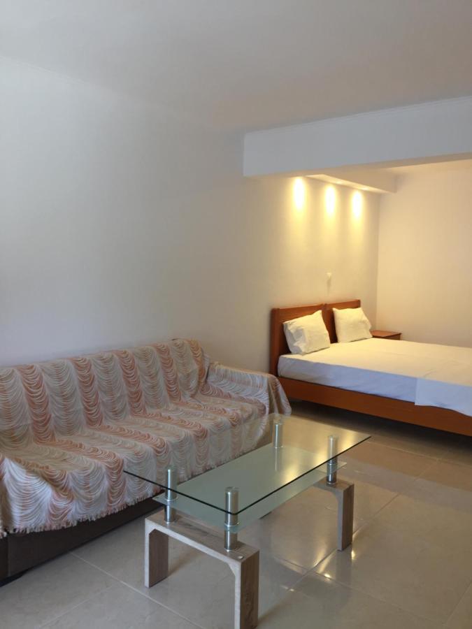 Eleana'S Apartments جوفيا المظهر الخارجي الصورة