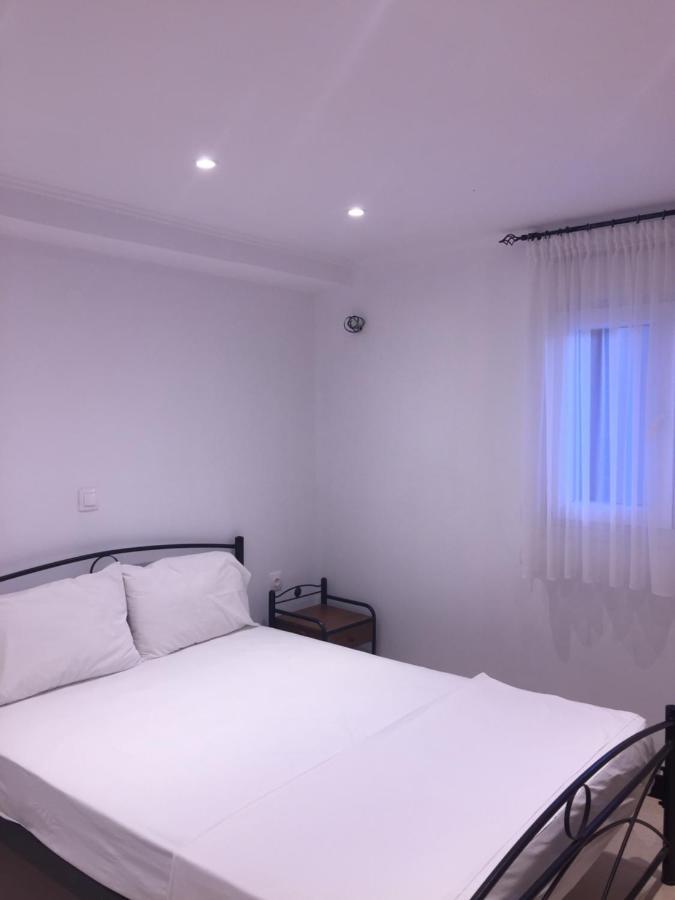 Eleana'S Apartments جوفيا المظهر الخارجي الصورة