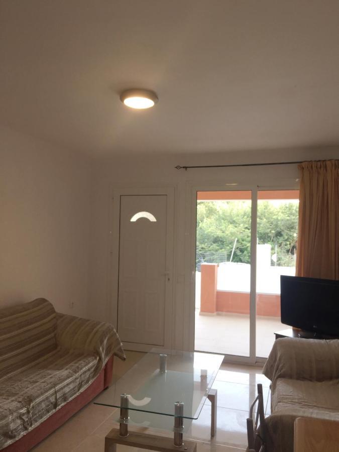 Eleana'S Apartments جوفيا المظهر الخارجي الصورة